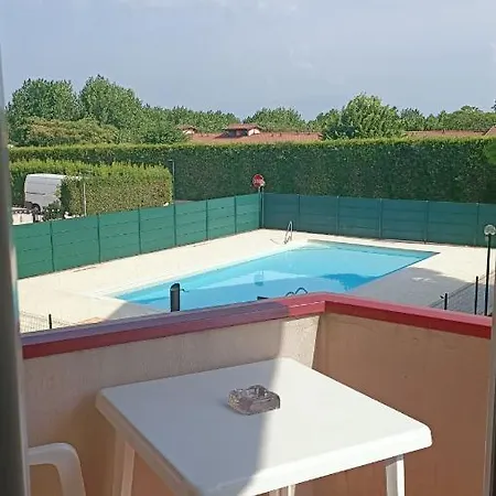 Residence Pool Peschiera Del Garda Exterior foto