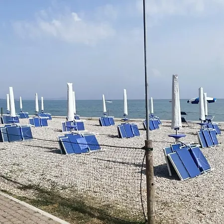 Residence Pool Peschiera Del Garda Exterior foto